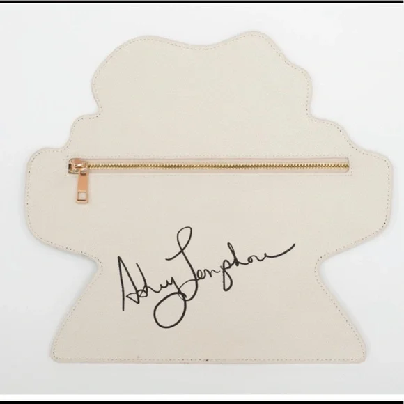 Frida Kahlo Artist Inspired Clutch - Picture 2 of 3